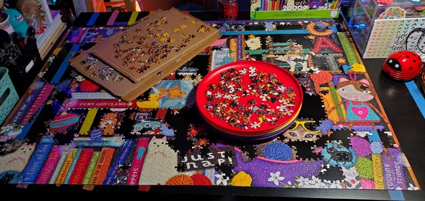 My first 2000 piece puzzle and my table is overflowing. How do you guys  manage larger puzzles? - Train, Heye, 2000 pieces. : r/Jigsawpuzzles