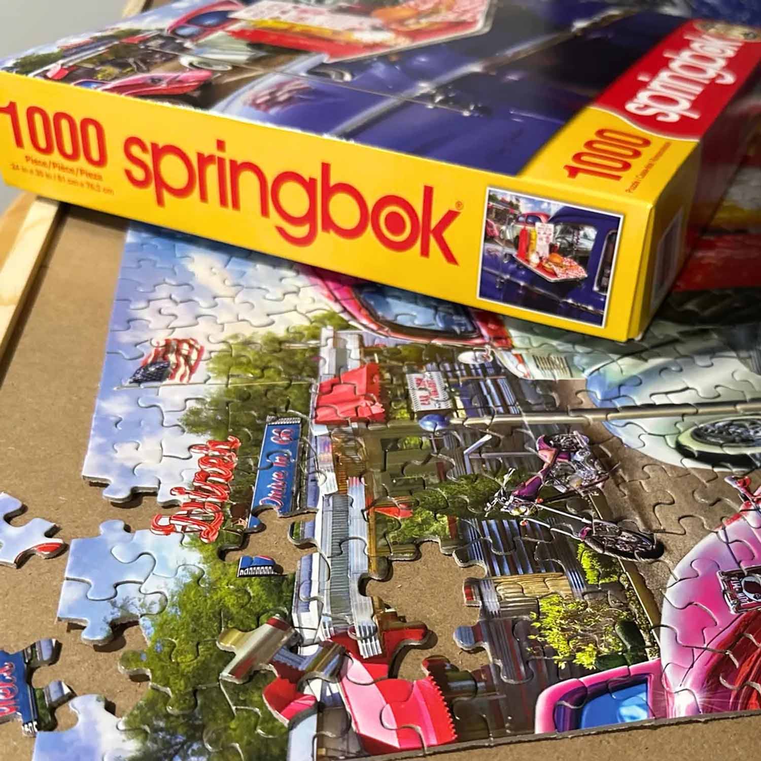 Mel's Drive In, 1000 Pieces, Springbok | Puzzle Warehouse