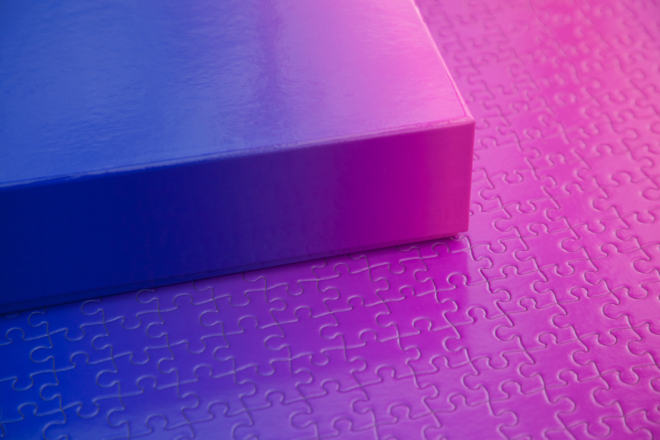 Gradient Puzzle (blue/pink)