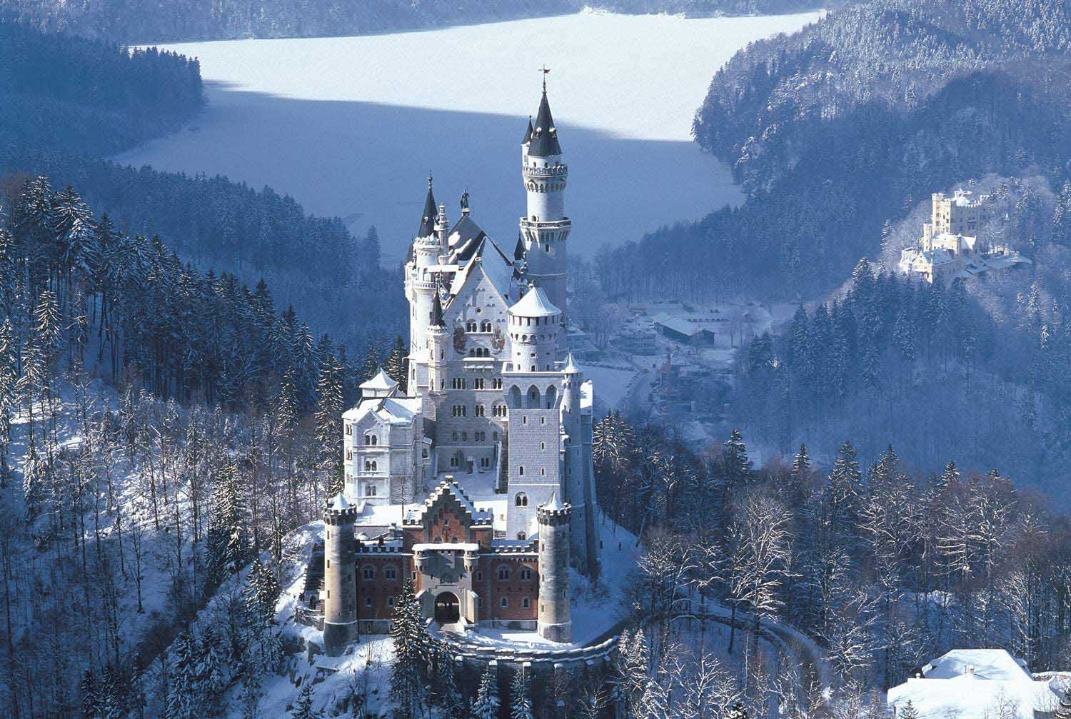 The Castle of Neuschwanstein Castle Jigsaw Puzzle