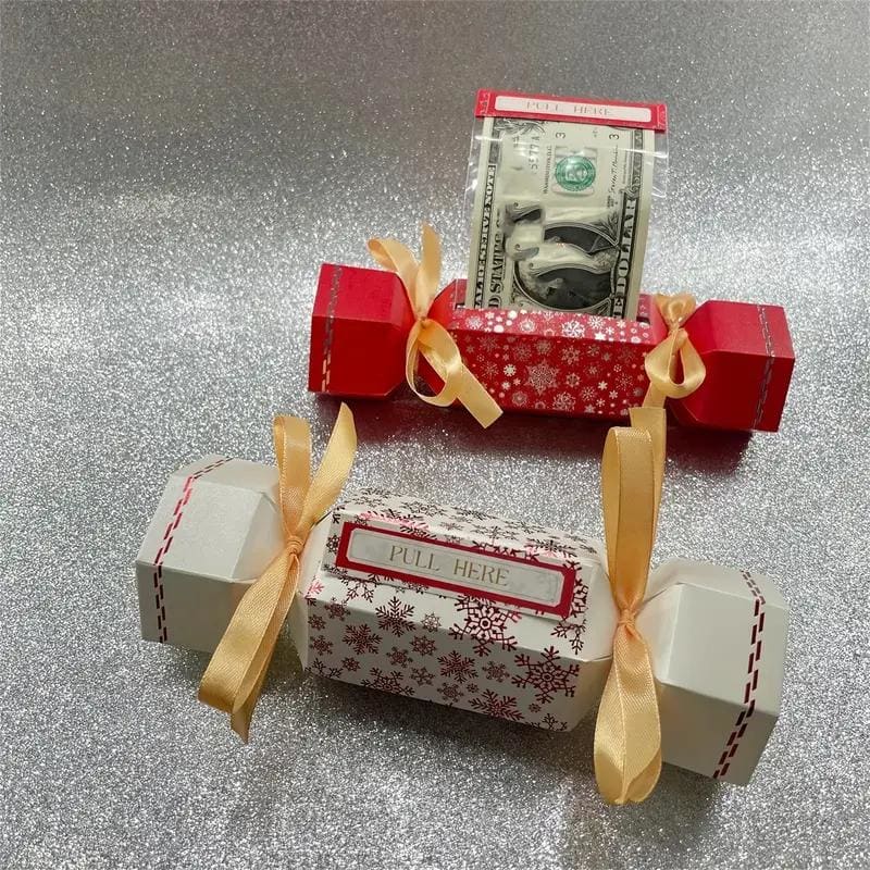 Christmas Surprise Money Pull Pouch - 4 pack