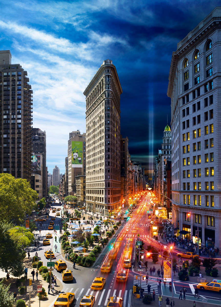 Flatiron, NYC, Day to Night™ - Scratch and Dent New York Jigsaw Puzzle
