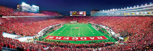 Wisconsin 1000 pc Pano End Zone Sports By MasterPieces