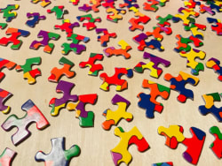 The Puzzler Round Puzzle Rainbow & Gradient