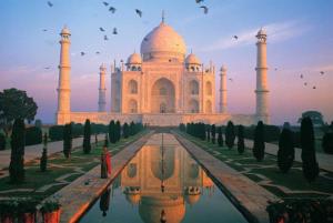 Taj Mahal, India Landmarks & Monuments Jigsaw Puzzle By Tomax Puzzles