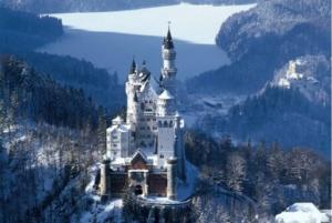 The Castle of Neuschwanstein Castle Jigsaw Puzzle By Tomax Puzzles