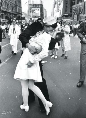 V-J Kiss in Times Square -  LIFE Magazine Military / Warfare By Eurographics